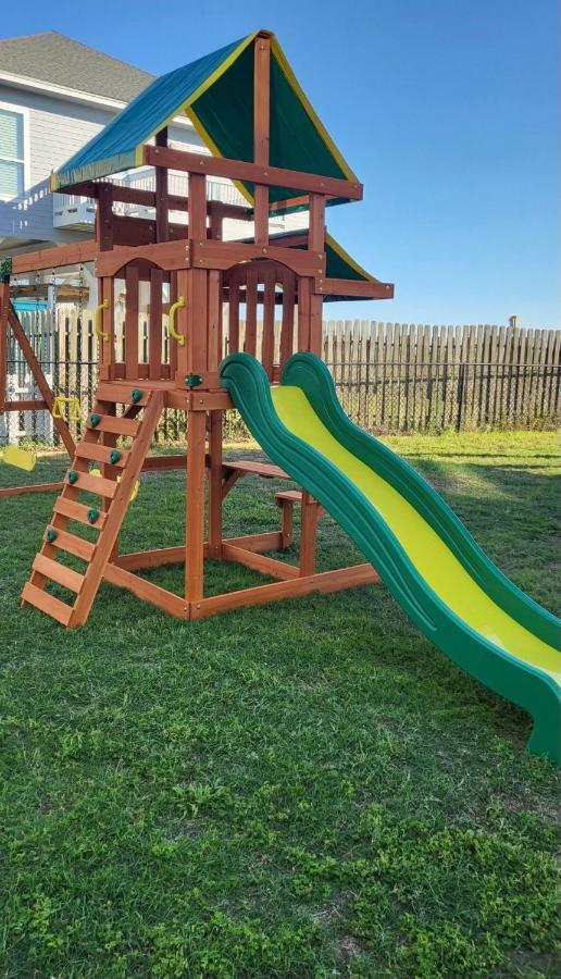 Spring Break Specials! Front Row Views - Tiki Bar - Playground Villa Bolivar Peninsula Bagian luar foto